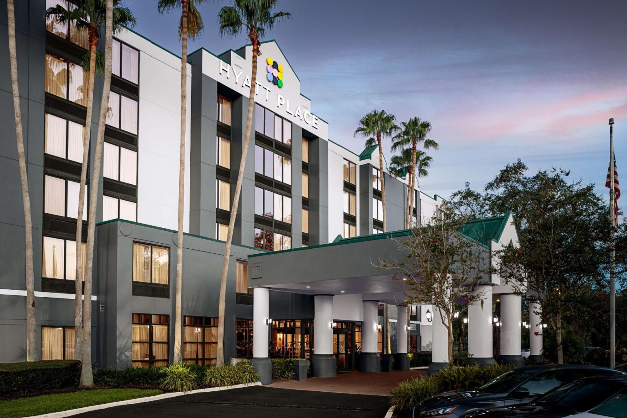 Hyatt Place Tampa Busch Gardens Extérieur photo