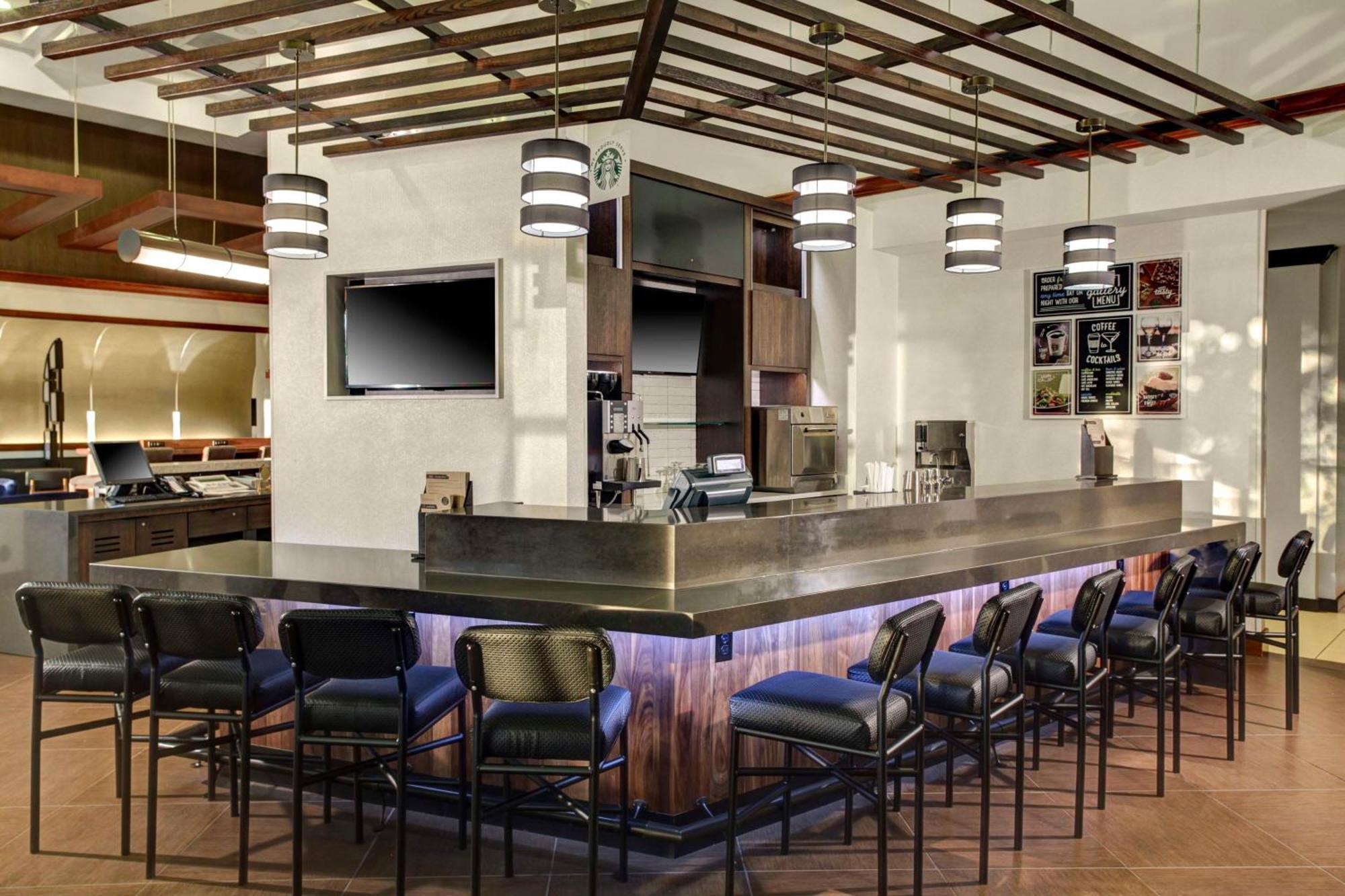 Hyatt Place Tampa Busch Gardens Extérieur photo