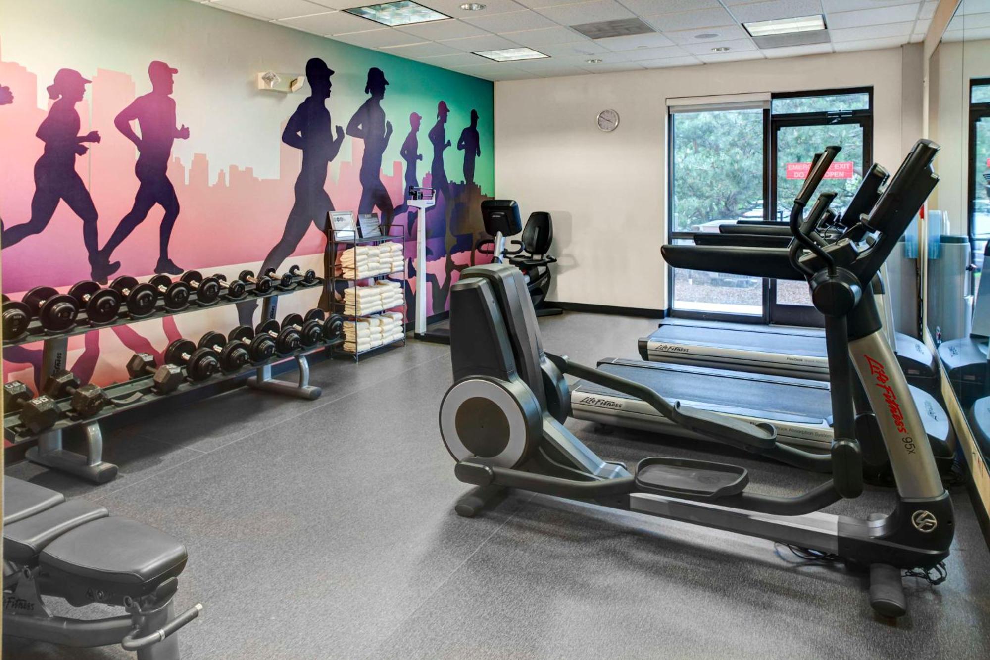Hyatt Place Tampa Busch Gardens Extérieur photo
