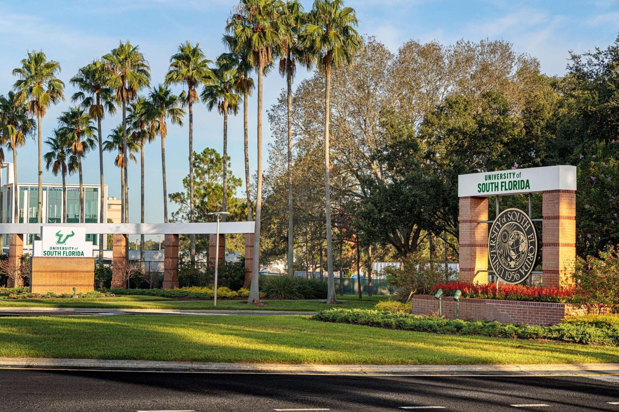 Hyatt Place Tampa Busch Gardens Extérieur photo