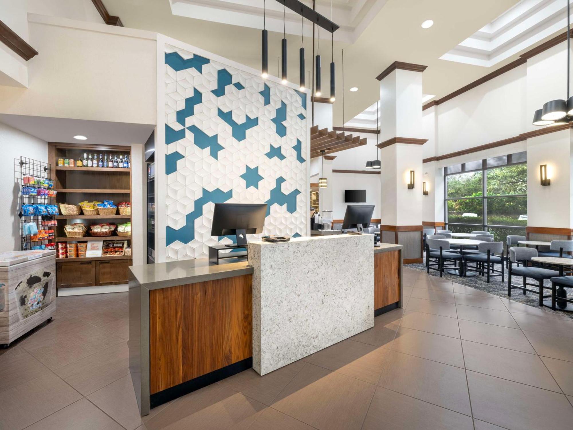 Hyatt Place Tampa Busch Gardens Extérieur photo