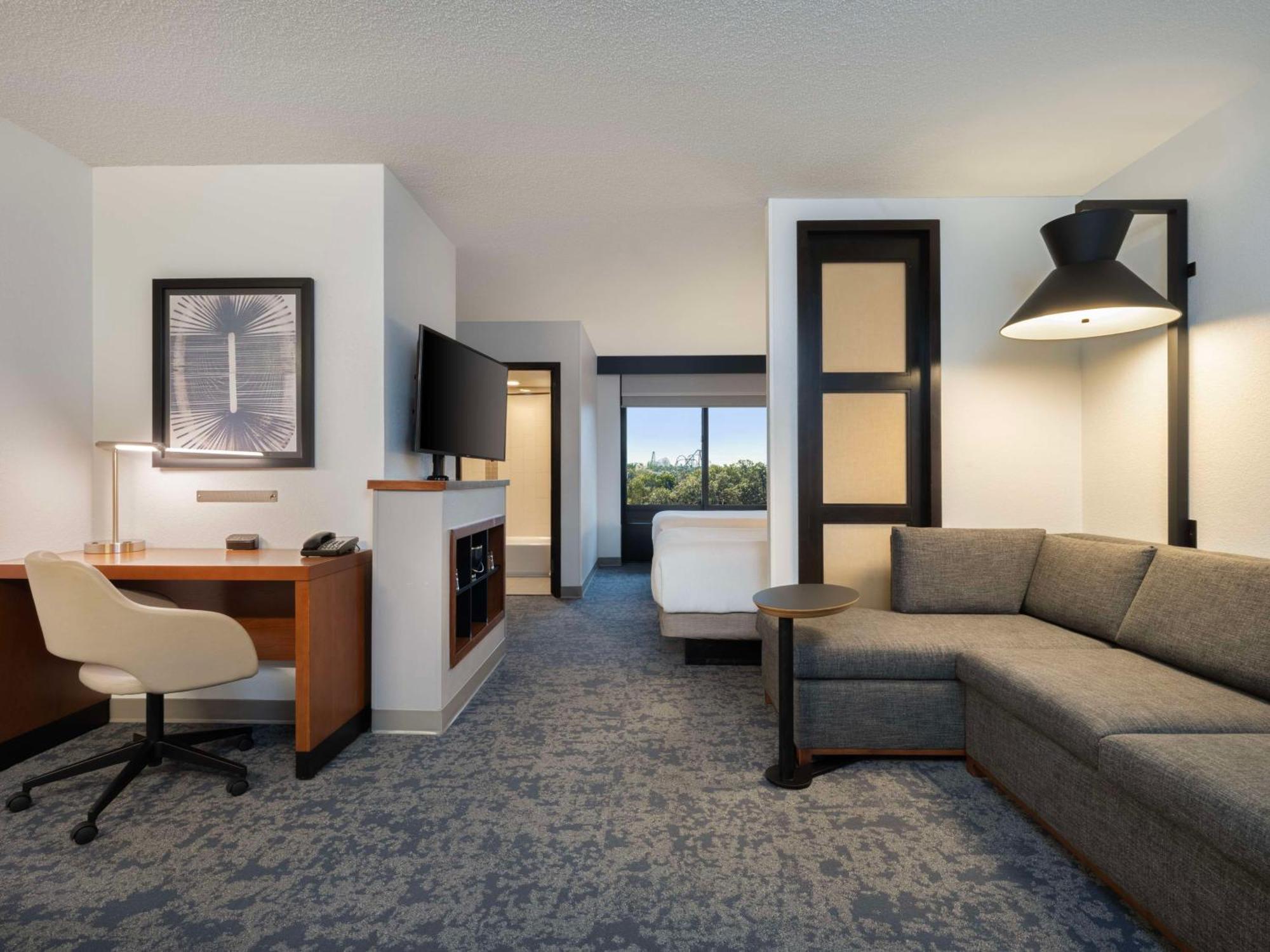 Hyatt Place Tampa Busch Gardens Extérieur photo